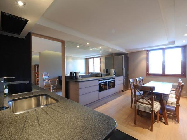 Charming renovated 3BR near slopes, parking, Wifi FR-1-575-33 - Courchevel 1550