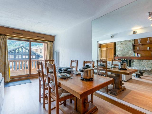 Elegant and Comfortable Apartment in the Heart of Val-d'Isère FR-1-694-46 - Val d'Isère Centre