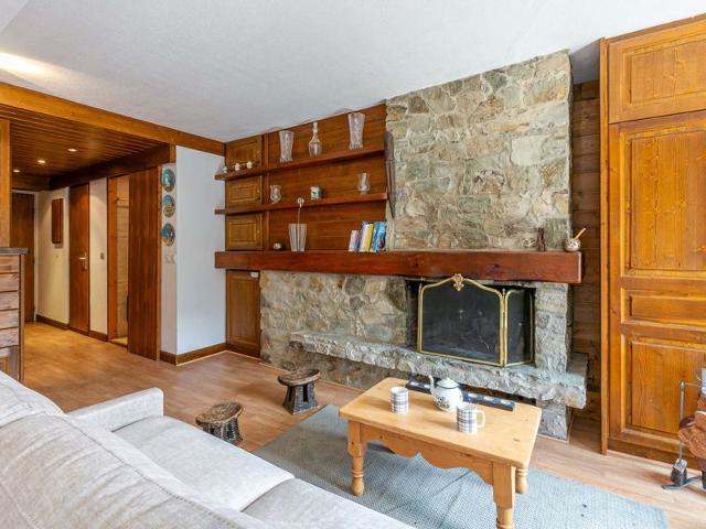 Elegant and Comfortable Apartment in the Heart of Val-d'Isère FR-1-694-46 - Val d'Isère Centre