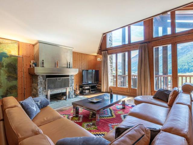Luxury chalet with sauna, fireplace and WiFi in Val-d'Isère FR-1-694-17 - Val d'Isère Centre