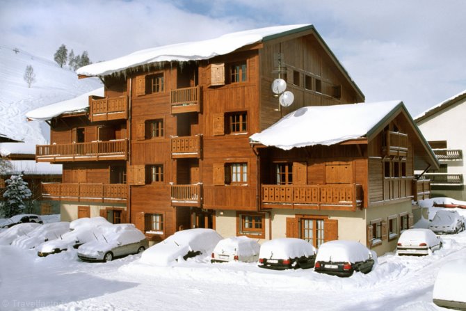 Apartments Les Gentianes - Résidence Vacanceole Alpina Lodge - Les Deux Alpes Centre