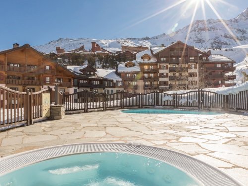2-room apartment 4 people indoor pool. - Pierre & Vacances Residence Premium Arc 1950 Le Village 5* . - Les Arcs 1950