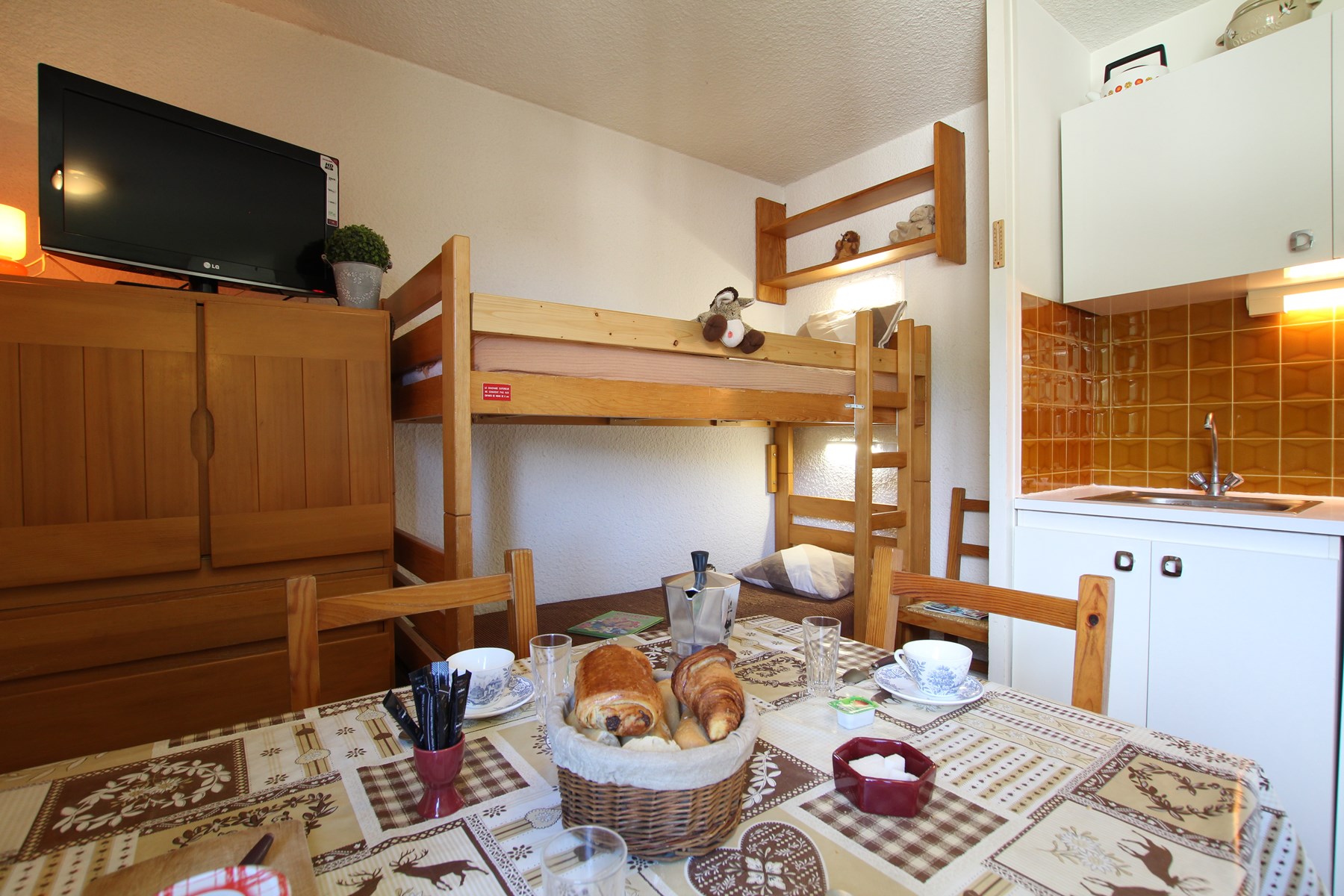 Studio 2 Persons Classique BON042 - Appartement Aigle Noir LSA270-4042 - Serre Chevalier 1400 - Villeneuve