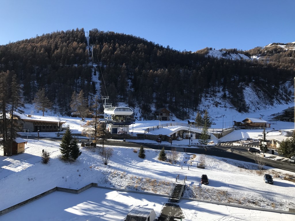 Apartments Les Gentianes - Appartement Ski Soleil 24 - Vars
