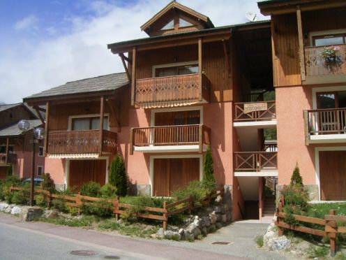 Apartments Les Gentianes - Appartements Muscaris 35795 - Serre Chevalier 1400 - Villeneuve