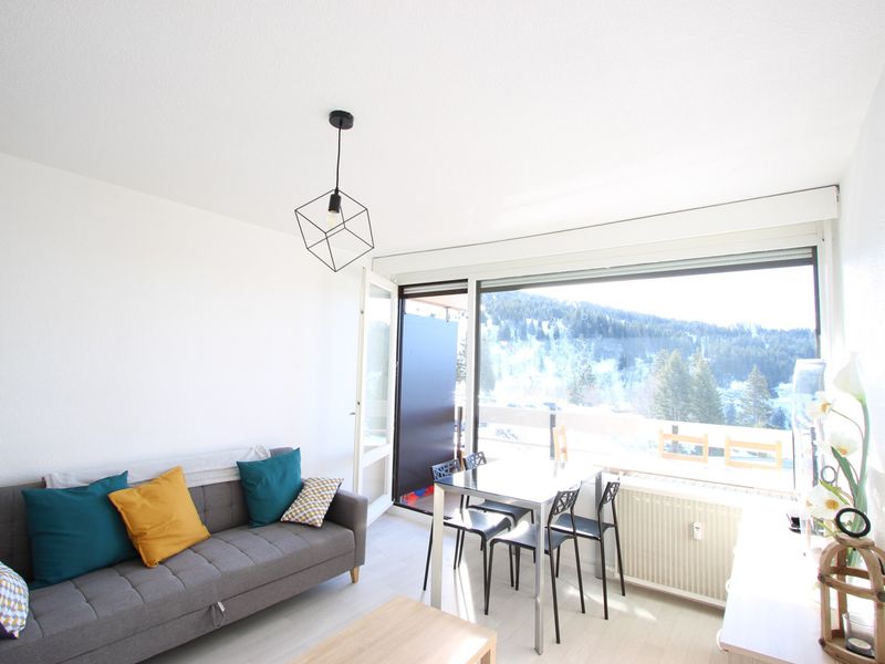 Studio Chamrousse, studio flat, 4 persons - Studio Cabine Sud avec Balcon, Proche Pistes et Commerces, Chamrousse 1650 FR-1-340-108 - Chamrousse