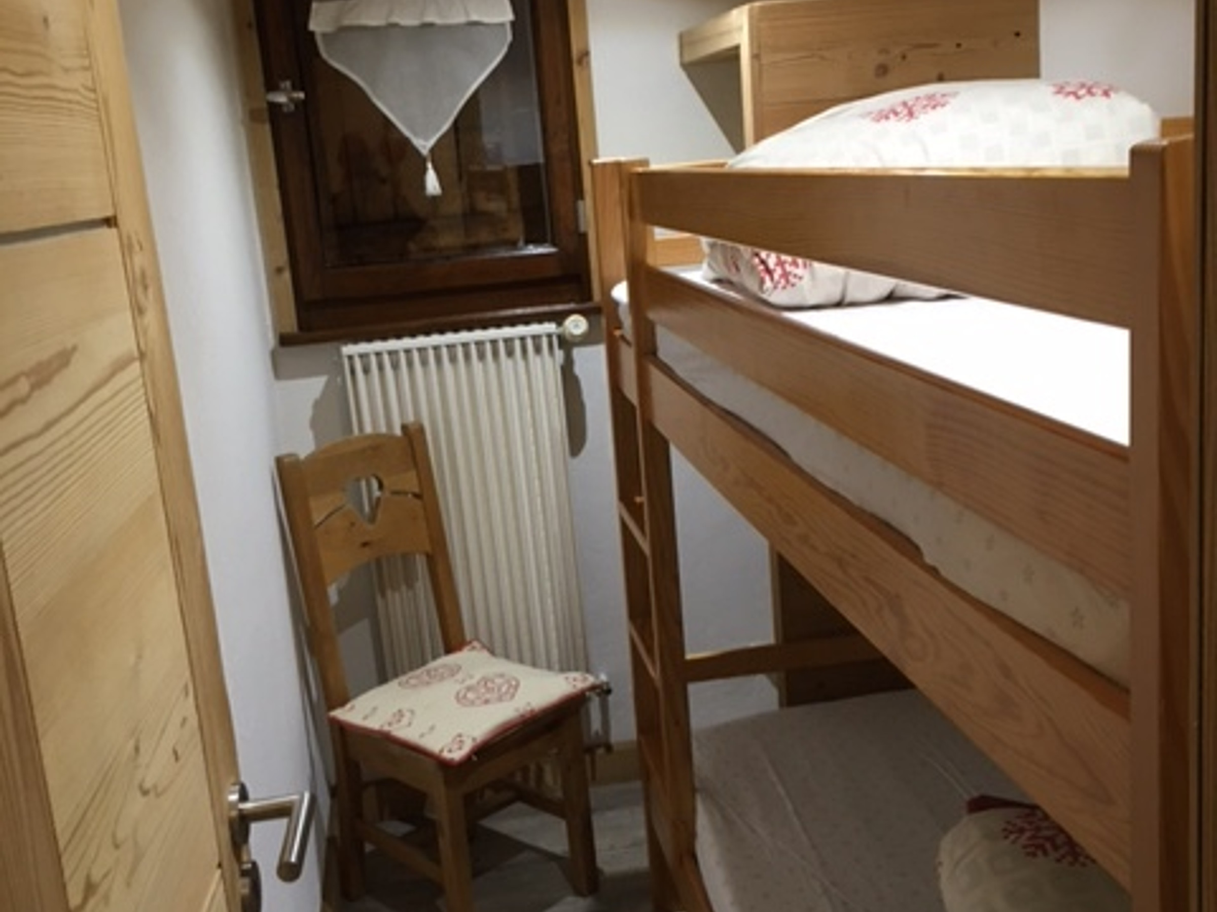 Cozy 2-room apartment with sunny terrace, near shuttle, pets allowed, parking FR-1-467-32 - Le Grand Bornand