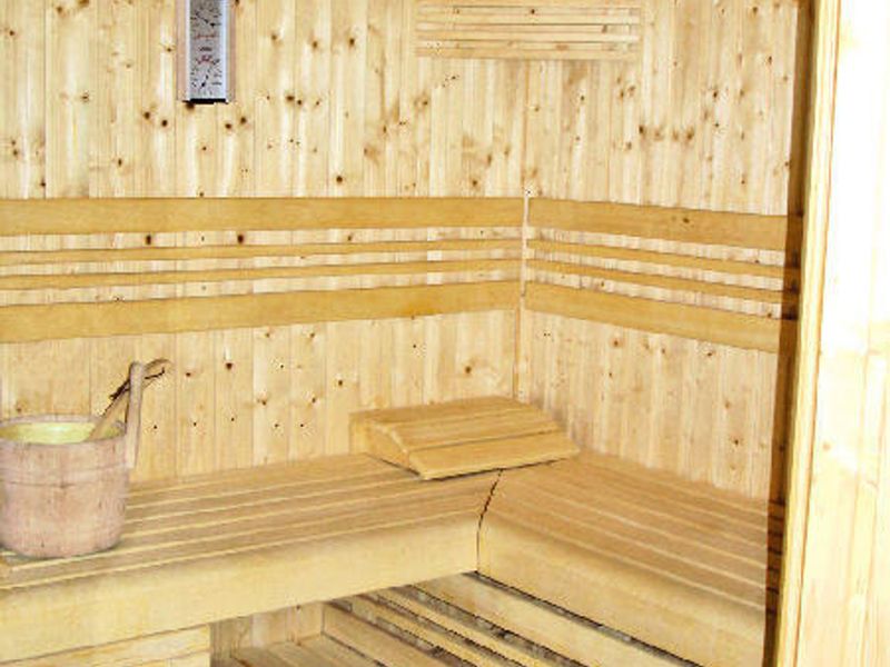 Quiet apartment in Samoëns with pool FR-1-624-101 - Samoëns
