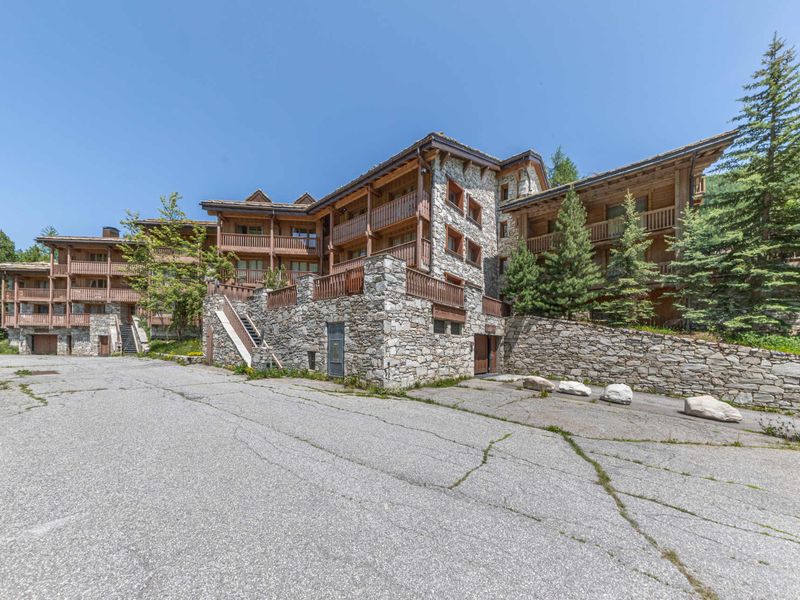 Cozy and Stylish Apartment with WiFi in La Roche des Fours Residence, Val-d'Isère FR-1-694-100 - Val d'Isère Le Châtelard