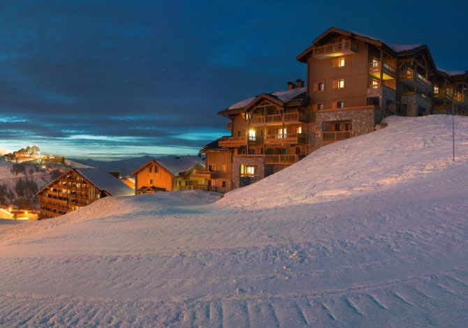 Apartments Les Gentianes - Résidence CGH & SPA Les Granges du Soleil 4* - Plagne - Soleil