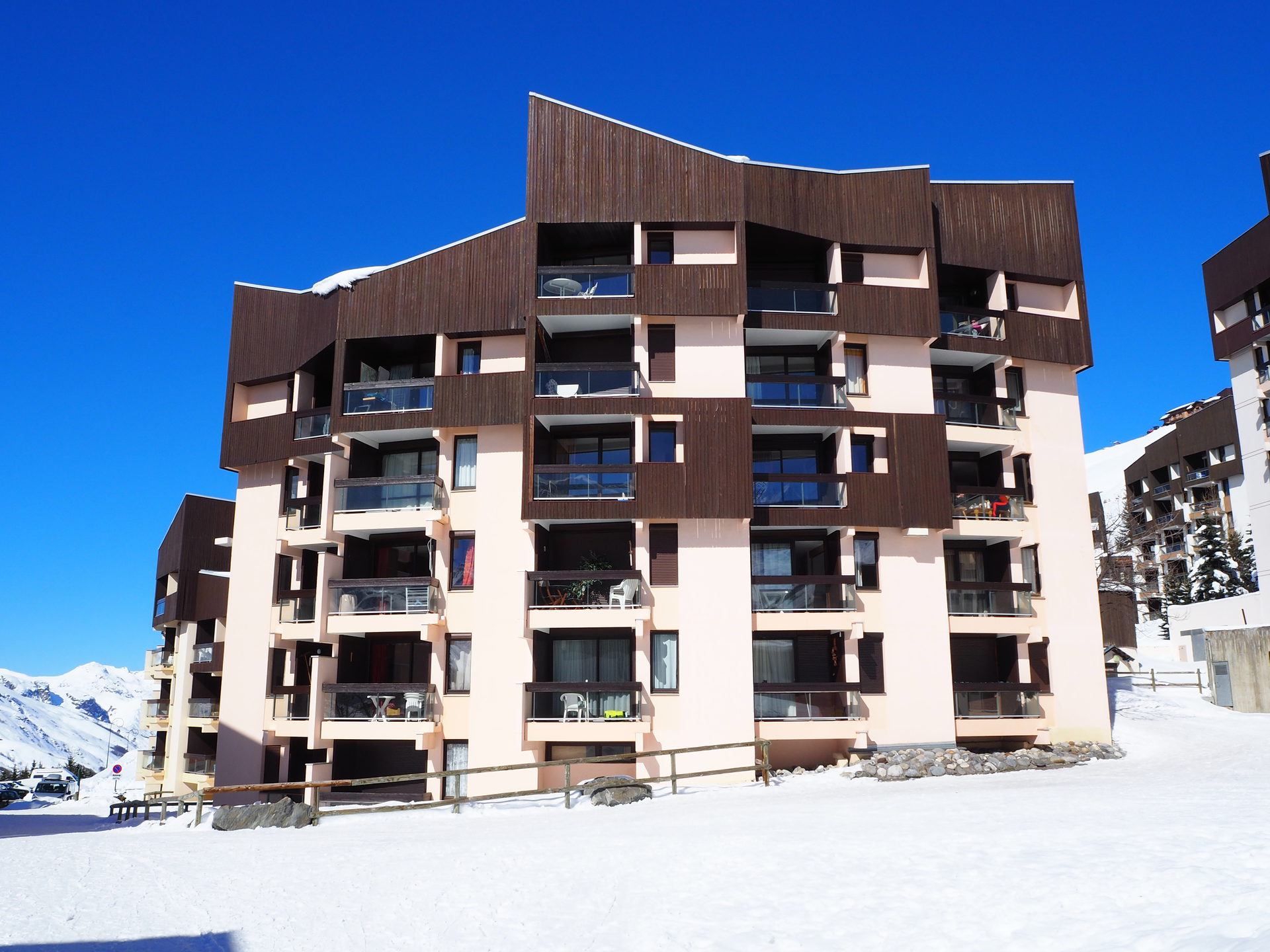 Apartments Les Gentianes - travelski home choice - Apartements CORYLES B - Les Menuires Reberty 1850