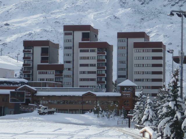 Studio 2 personnes - travelski home choice - Apartements BURONS - Les Menuires Croisette