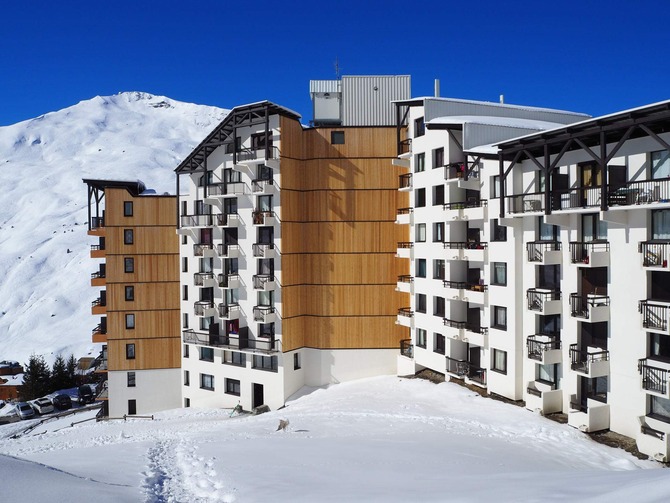 Apartments Les Gentianes - travelski home classic - Residence Médian - Les Menuires Reberty 1850