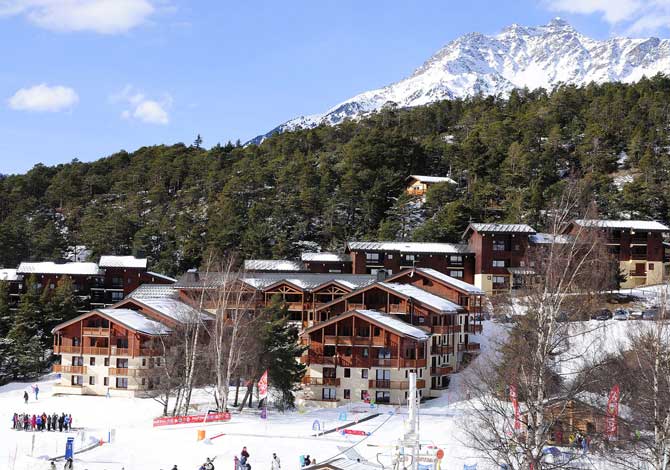 Apartments Les Gentianes - Résidence les Balcons d'Anaïs 3* - La Norma