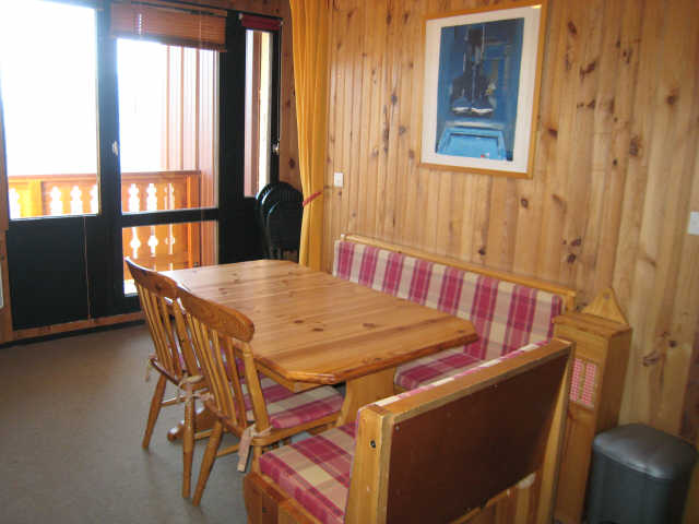 Apartments Les Gentianes - Val d'Huez (le) 40103 - Alpe d'Huez