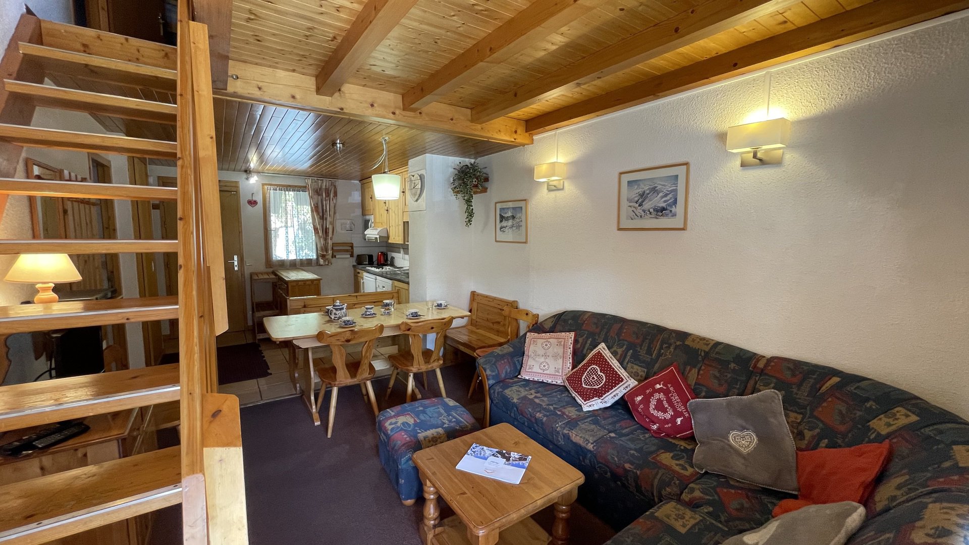 4 Room Apartment for 6 People - Apartements LE TROILLET - Méribel Centre 1600