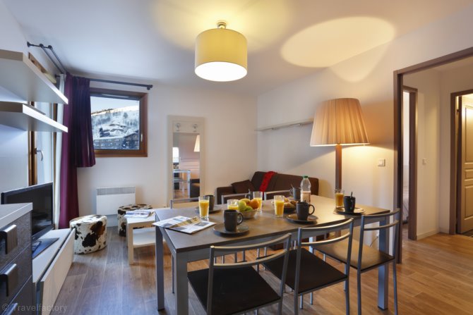 Apartments Les Gentianes - Résidence Vacanceole Au Coeur des Ours 3* - Les Deux Alpes Centre