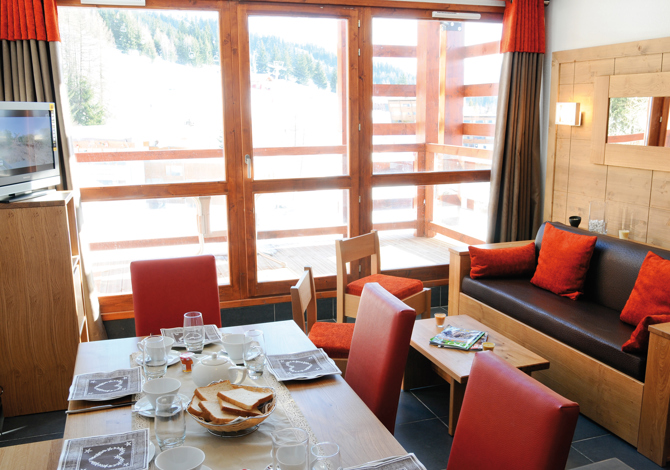 3 Rooms 6 People - Résidence Lagrange Vacances Le Roc Belle Face 4* - Les Arcs 1600