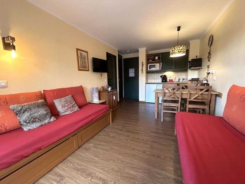 2 Room Apartment for 4 People - Appartment L'alpaga LSA230-1105 - Serre Chevalier 1400 - Villeneuve