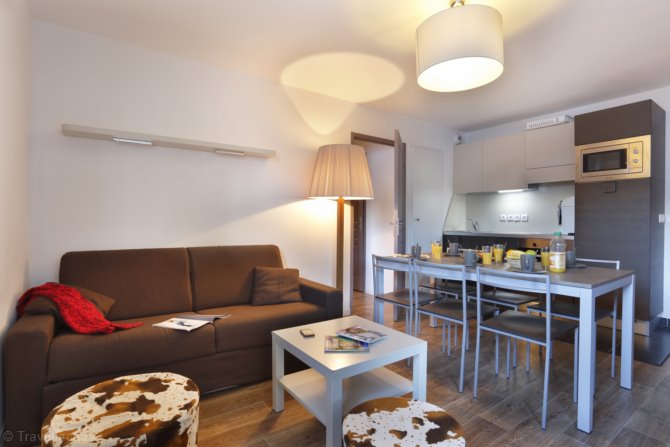 3 bedrooms 6/8 people - Résidence Vacanceole ~ Au Coeur des Ours 3* - Les Deux Alpes Centre