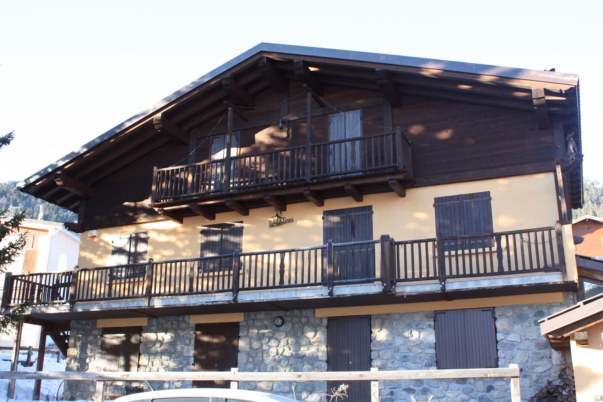 Apartments Les Gentianes - CHALET CARLINES - Montgenèvre