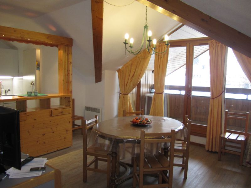 Apartments Les Gentianes - GRAND CHALET - Brides les Bains