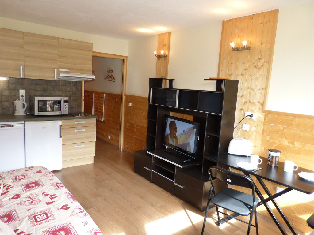 Studio 4 Persons Comfort - Apartments Zenith - Plagne - Aime 2000