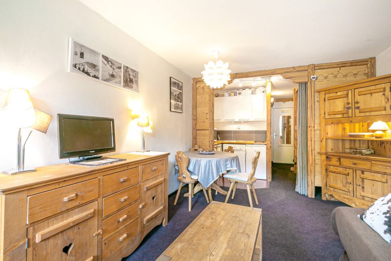 Studio 4 personnes Confort - Apartements SAINT CHARLES 2340194 - Val d'Isère Centre