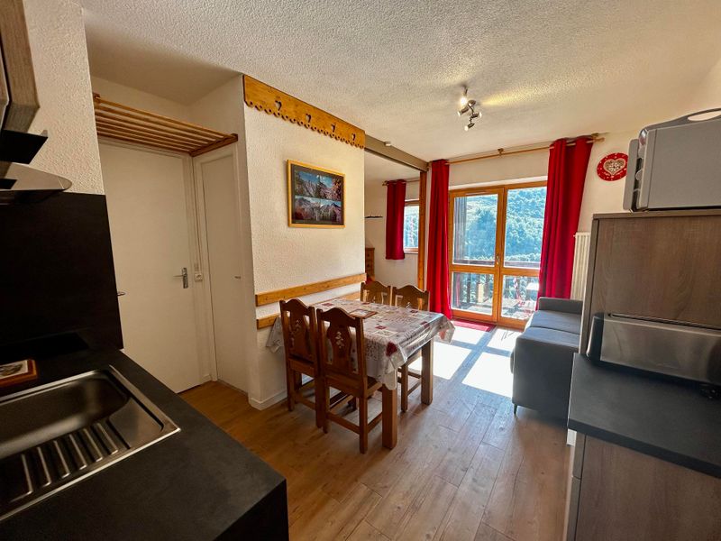 2 pieces 4 persons - Apartements JETAY - Les Menuires Fontanettes