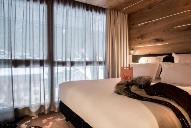 Bedroom 2 people Superior View of Mont Blanc - breakfast - Alpina Eclectic Hôtel Chamonix 4* - Chamonix Centre