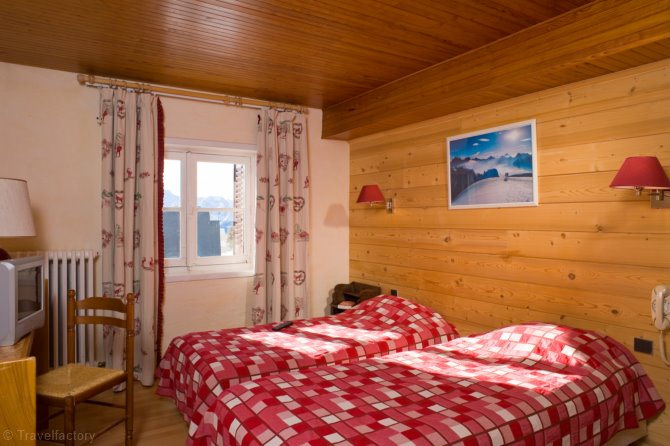 Standard room: 1 adult with breakfast - Hôtel Madame Vacances Le Christina - Alpe d'Huez