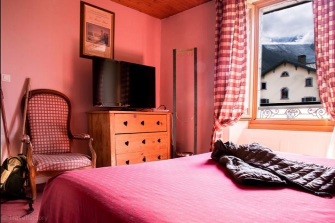 Superior single room with shower Breakfast - Hôtel La Croix Blanche 3* - Chamonix Centre
