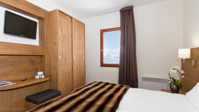 Communicating Room (2 adults + 3 children) with half board - Hôtel Marielle 4* - Val Thorens
