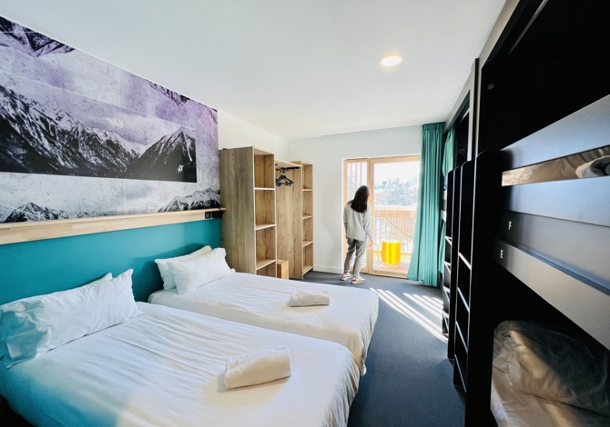 Family Room for 6 on Half Board, Non-Refundable - The People Hostel - Les Deux Alpes Centre