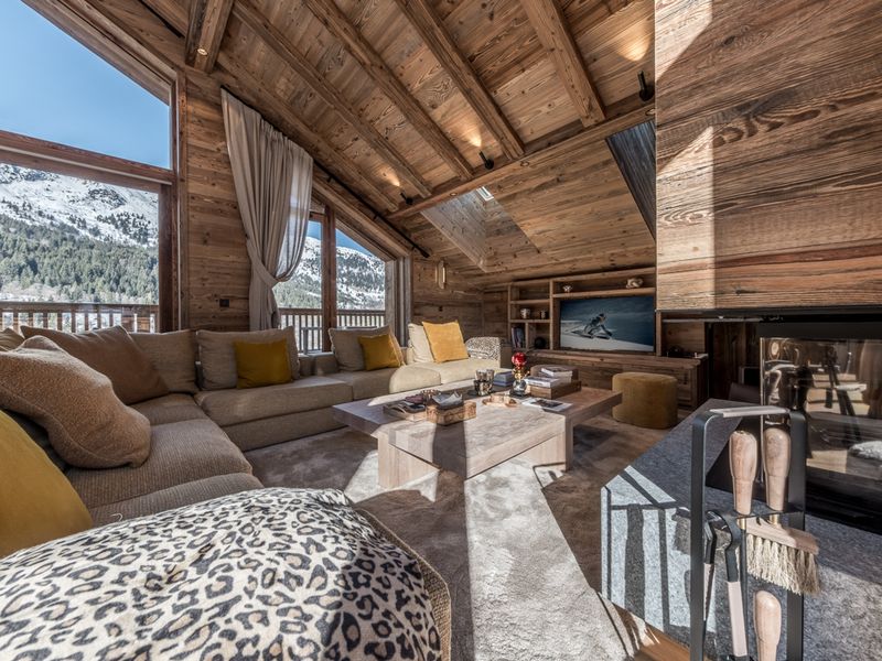 Luxury penthouse with terrace, sauna, and hot tub, 5 bedrooms FR-1-613-123 - Méribel Les Allues 1200