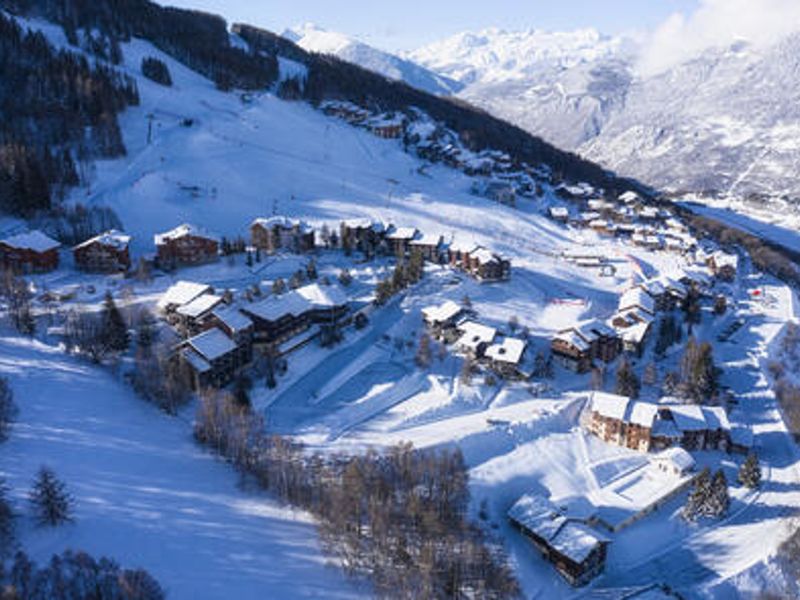 New 5-room Apartment 20m from slopes with double garage FR-1-755-37 - Plagne Montalbert