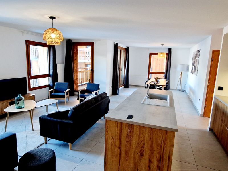 New 5-room Apartment 20m from slopes with double garage FR-1-755-37 - Plagne Montalbert