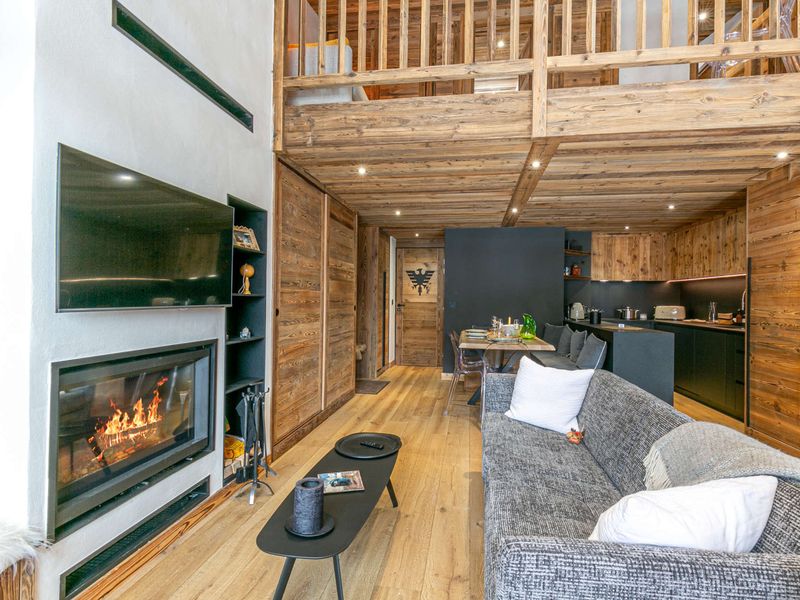 Elegant apartment with fireplace and WIFI, 2 bedrooms FR-1-694-376 - Val d'Isère Centre
