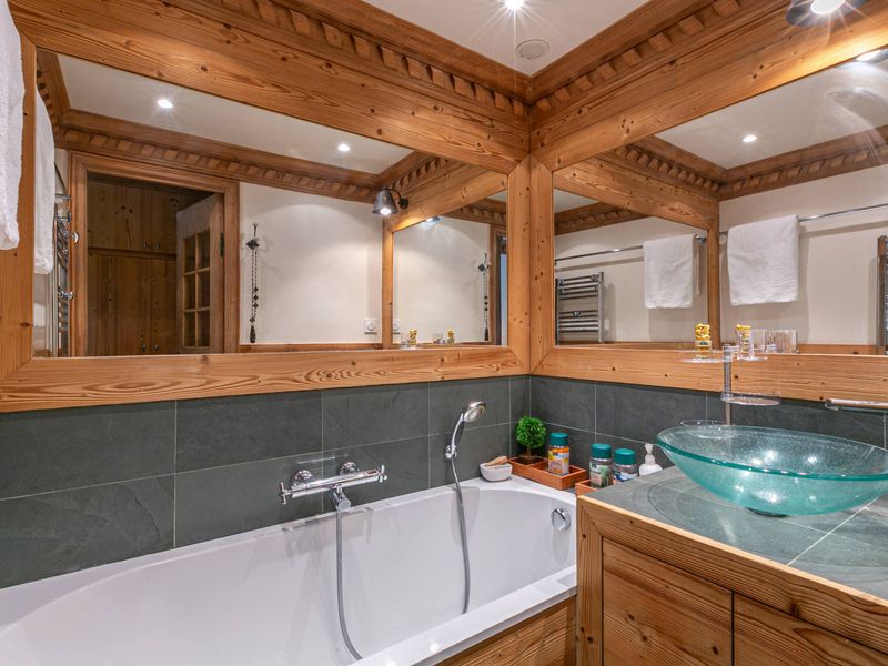 Résidence VALCOEUR - Val d'Isère Centre