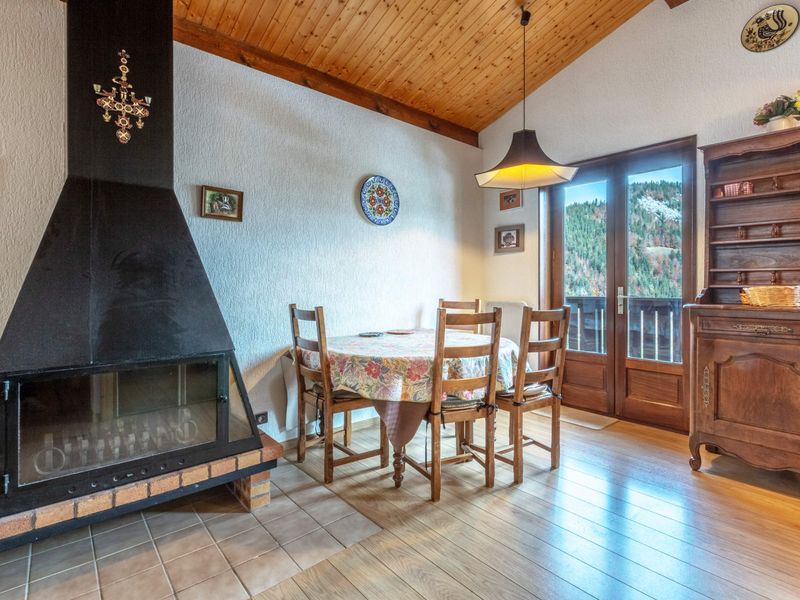 Appartement La Clusaz, 3 pieces, 6 personnes - 2-bed apt, ski-in/ski-out, balcony-terrace FR-1-437-44 - La Clusaz