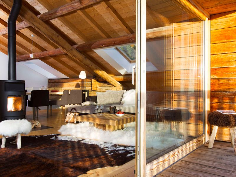 Chalet La Clusaz, 5 bedrooms, 12 persons - 5-Bedroom Chalet, Sauna, Norwegian Bath, Wifi, Sleeps 12 in La Clusaz FR-1-437-57 - La Clusaz