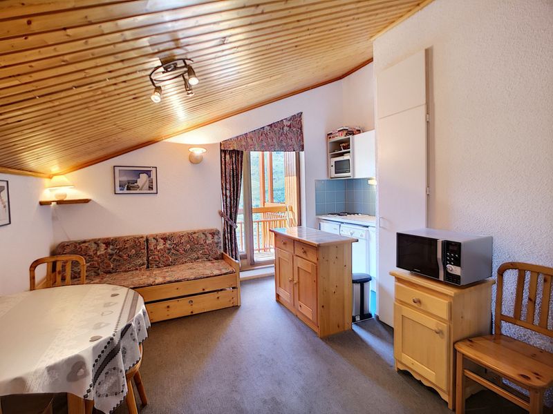 Apartment Les Menuires, 1 bedroom, 5 persons - 2-room apt 5 pers, ski-in/ski-out, Les Menuires, free parking FR-1-178-326 - Les Menuires Bruyères