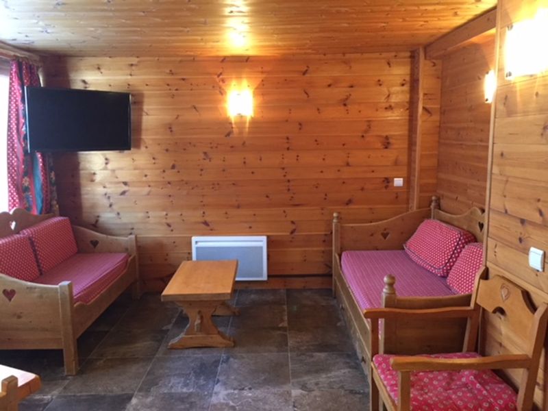Apartment Val-d'Isère, 3 bedrooms, 10 persons - Superb Apartment in Town Center, Close to Slopes and Shops, Sleeps 10 FR-1-519-14 - Val d'Isère Centre