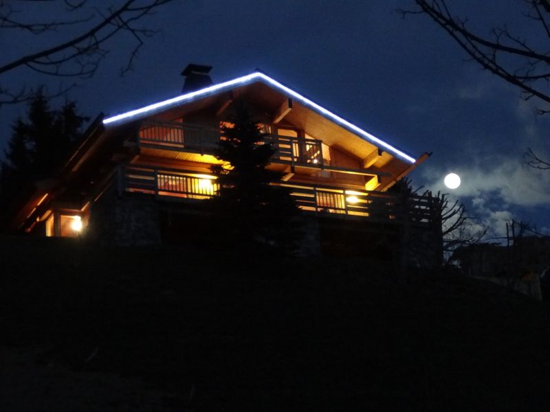 Chalet Le Grand-Bornand, 5 bedrooms, 11 persons - Luxury Chalet with Ski-In/Ski-Out, Sauna & Outdoor Jacuzzi at Le Grand-Bornand FR-1-467-68 - Le Grand Bornand