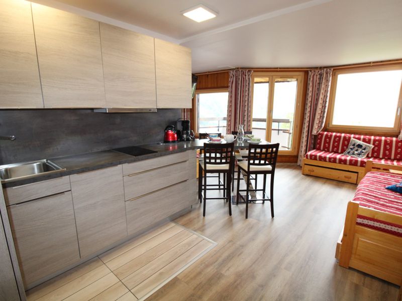 Apartment Avoriaz, 1 bedroom, 5 persons - Charming Apartment in Avoriaz - Village des Dromonts, Sleeps 5, 42m² with South-West Balcony FR-1-633-5 - Avoriaz