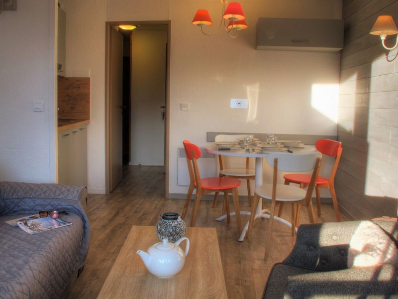 Apartment Avoriaz, 1 bedroom, 4 persons - Cozy 1-Bed Apartment for 4 with South-Facing Balcony, Close to Shops and Ski Lifts FR-1-634-33 - Avoriaz