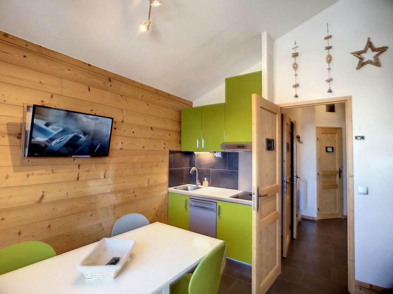 Apartment Les Menuires, 1 bedroom, 4 persons - Beautiful 2-room 24m², ski-in/ski-out, balcony, parking, pets allowed FR-1-178-357 - Les Menuires Preyerand
