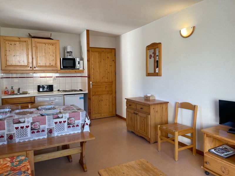 Appartement Morillon 1100, 2 pieces, 7 personnes - Bright apartment at the foot of the slopes - Direct access and parking FR-1-624-100 - Morillon 1100 Les Esserts