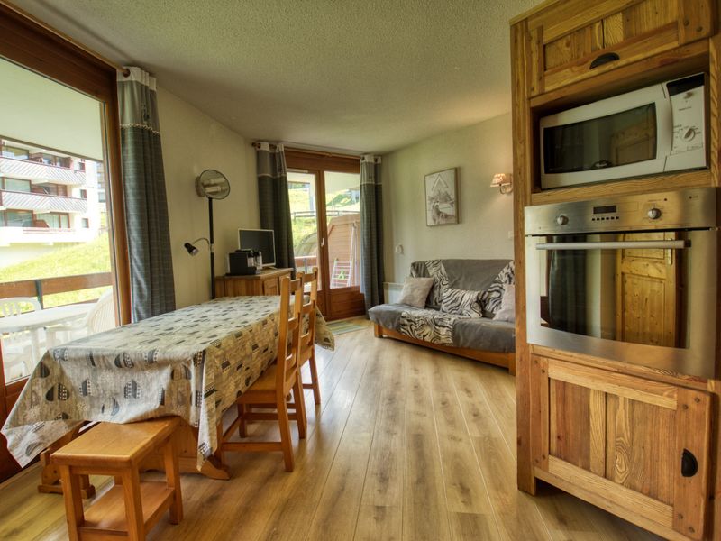 Appartement Morillon 1100, 2 pieces, 6 personnes - Ski-In/Ski-Out Cozy Apartment with Balcony Near Kids' Area FR-1-642-73 - Morillon 1100 Les Esserts