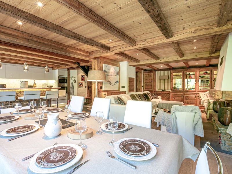 Apartment Val-d'Isère, 4 bedrooms, 8 persons - Luxurious Duplex: Ski-In/Out, Fireplace, Balcony, Garage, WiFi – Ultimate Alpine Retreat FR-1-694-11 - Val d'Isère Le Châtelard